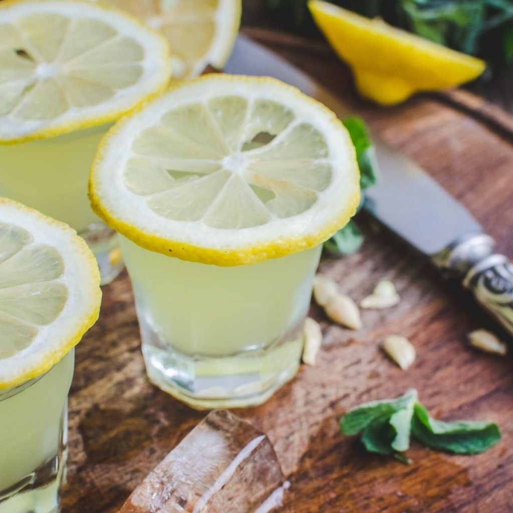 Fantastisch Ouzo Lemonade Cocktail