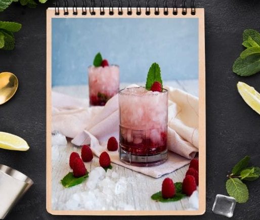 Raspberry-Gin-Smash-Cocktail