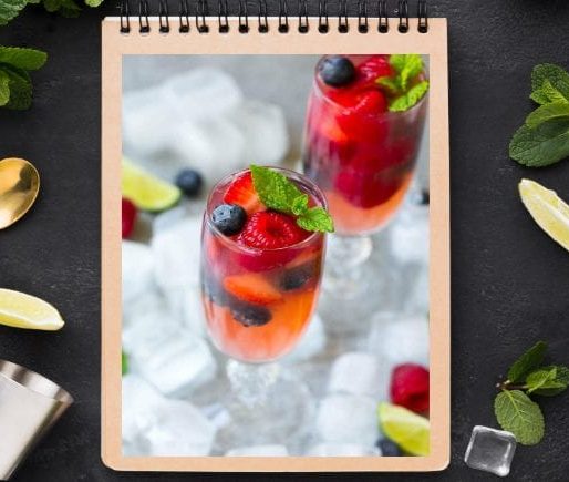 Champagne Punch with Berries-1